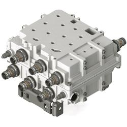ANDREW an Amphenol company - Twin Triplexer 700/850/1695