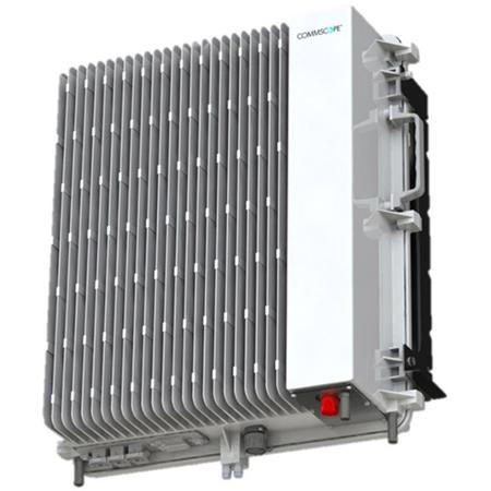 Carrier Access Point with 11-Band Support from 600 - 2700 MHz