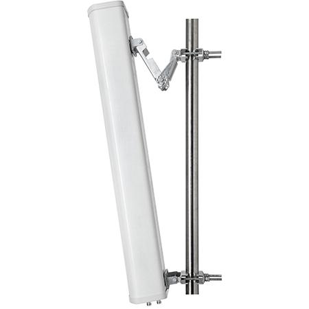 2x 698 - 896, 4x 1695 - 2200, 4x 3100 - 4200 MHz Sector Antenna with 10x 4.3-10 Female Connectors