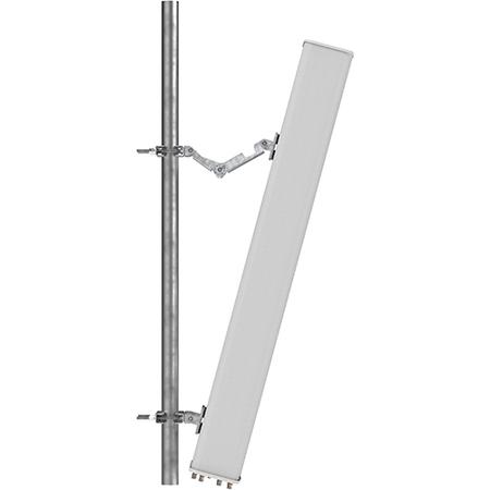 2x 698 - 896, 4x 1695 - 2200, 8x 3700 - 4000 MHz Sector and Beamforming Antenna with 14x 4.3-10 Female Connectors