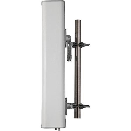 4x 617 - 894, 8x 1695 - 2690 MHz Sector Antenna with 12x 4.3-10 Female Connector