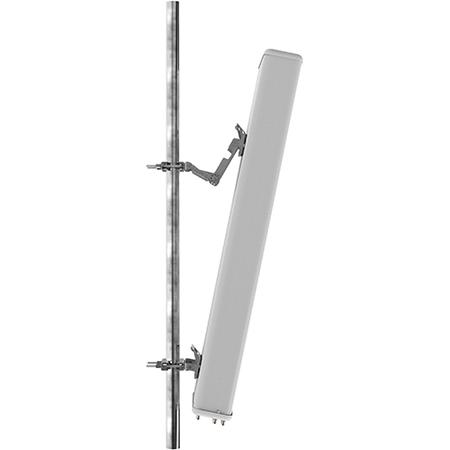 4x 698 - 896, 8x 1695 - 2360, 4x 3550 - 3700 MHz Sector Antenna with 16x 4.3-10 Female Connectors, 65 Deg HPBW