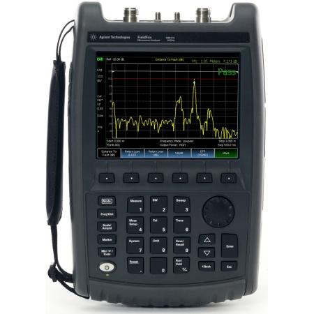18 GHz FieldFox Microwave Analyzer