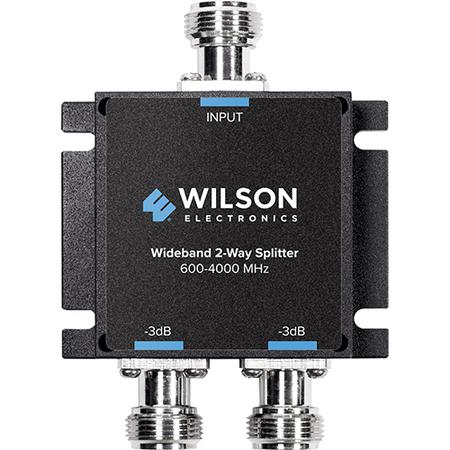 600 - 4000 MHz Two-Way Splitter with N Female Connectors